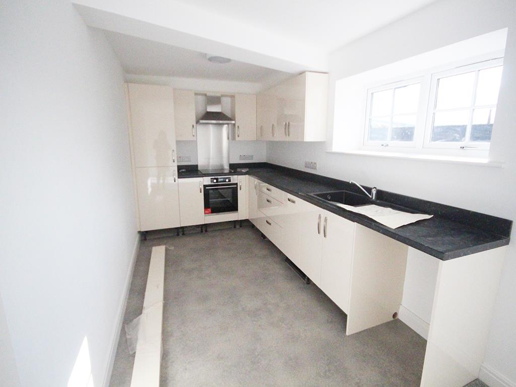 2 bedroom apartment To Let in Earby - IMG_5070.jpg